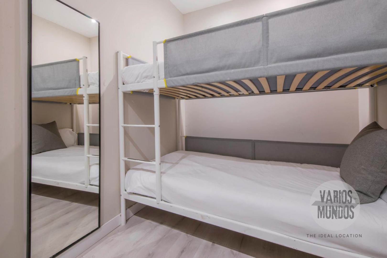 Comodidad Y Estilo Para 9 En Calle De Luciente E2 Madrid Kültér fotó